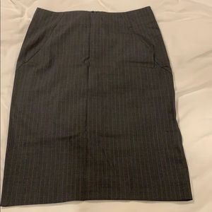 Theory gray with slight stripes pencil skirt